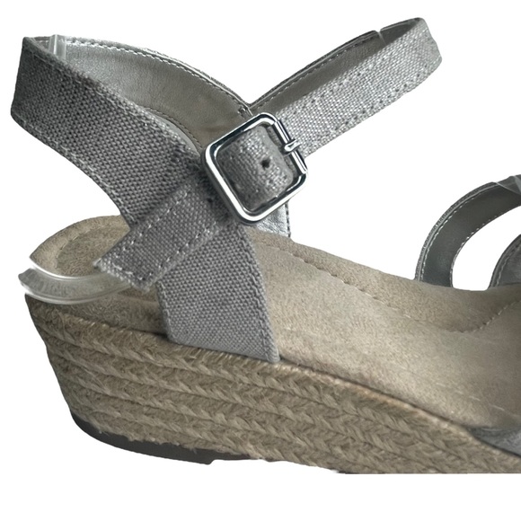 Lands End Womans Platform Wedge Espadrille Strappy Sandal Silver Metallic US 8.5 - Picture 7 of 15
